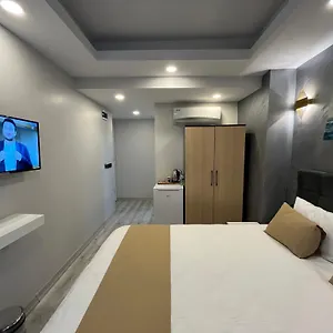  Apartahotel White Palace Halic
